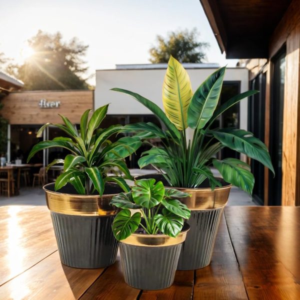 Bucket Shape Metal Planter Indoor Plant Pot with a sleek gold finish